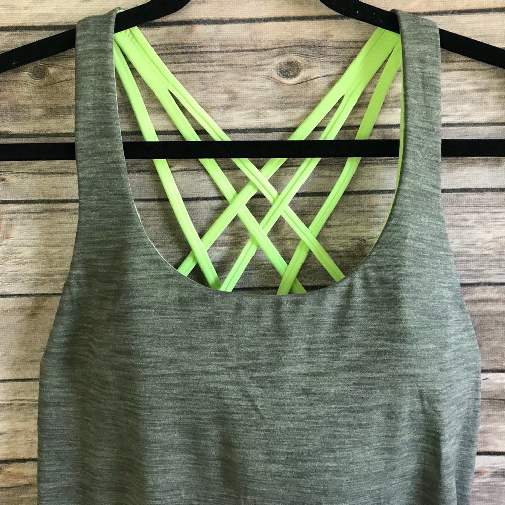 NWT LULULEMON FREE TO BE SERENE 2 IN 1 TANK - 10 - Picture 3 of 6